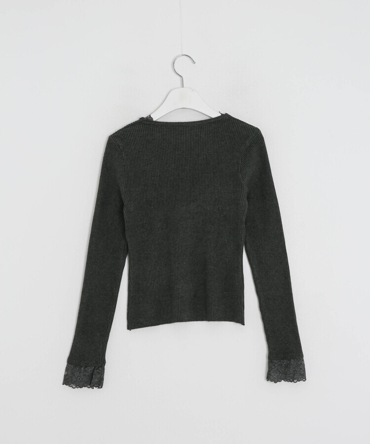 레이스 포인트 브이넥 니트