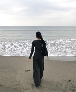 レースデザインVネックニット CHARCOAL