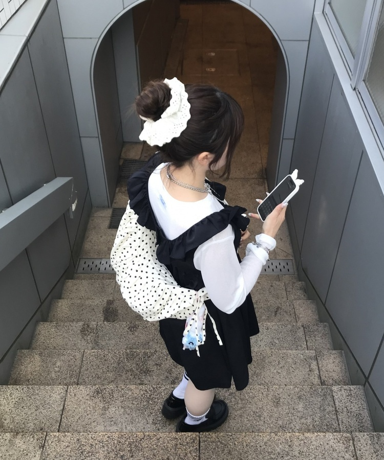 ドットシャーリングショルダーバッグ IVORY