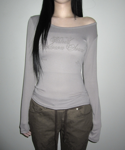 クロイレタリングスリム長袖Tシャツ BEIGE