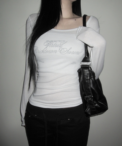 クロイレタリングスリム長袖Tシャツ WHITE