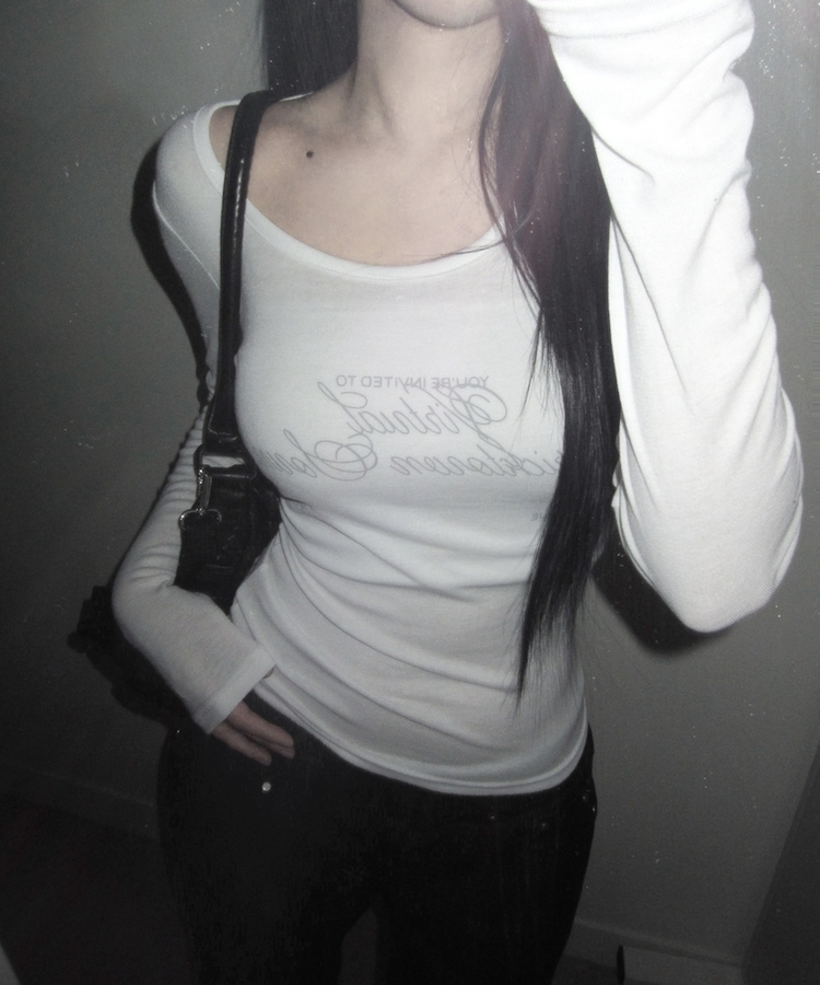 クロイレタリングスリム長袖Tシャツ WHITE