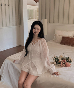 【SET】シアリングリボンブラウス ショートパンツ IVORY