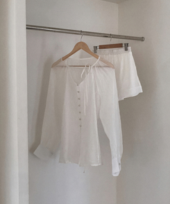 【SET】シアリングリボンブラウス ショートパンツ