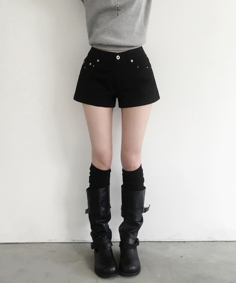 테피 스터드 백포켓 포인트 면 숏 팬츠 블랙