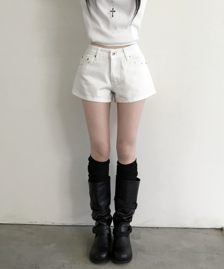 테피 스터드 백포켓 포인트 면 숏 팬츠 화이트