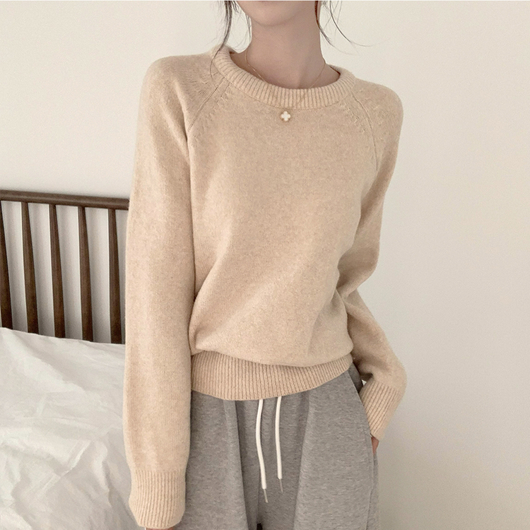 포근 오버핏 겨울 라운드 울 데일리 루즈핏 긴팔 니트 허리잘록 긴팔티 베이지