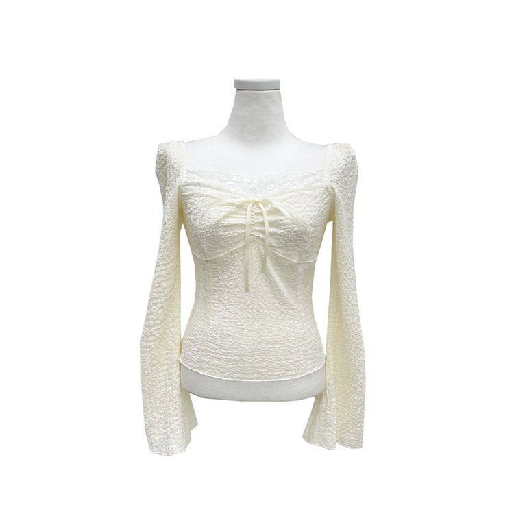 レースリボンパフブラウス