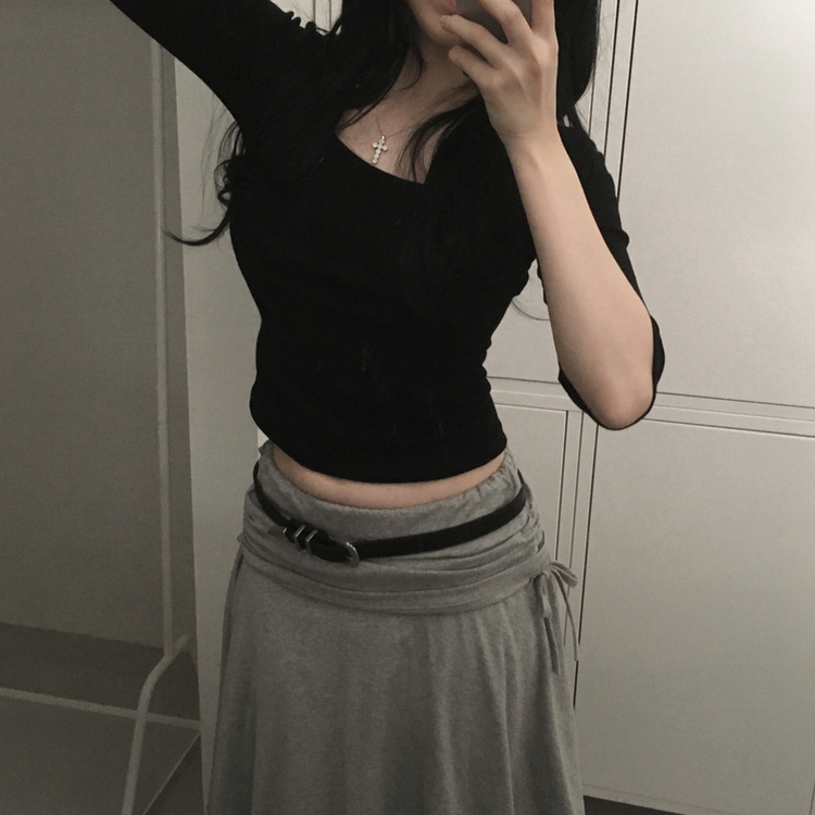 Uネックスリットスリム7分袖Tシャツ(6color) BLACK