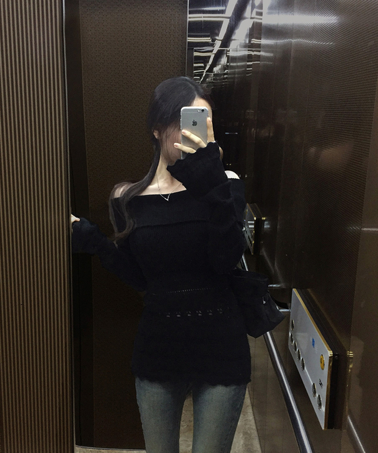 パンチングシースルーオフニット BLACK