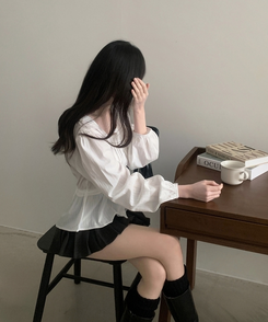 레이스 프릴 허리잘록 스트링 긴팔블라우스 아이보리