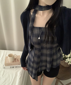 【SET】【マフラー付き】チェックキャミソール＋カーディガン NAVY