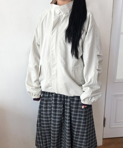 ナイロンウインドブレーカージャンパー IVORY