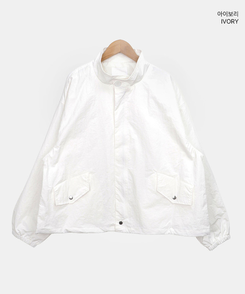 ナイロンウインドブレーカージャンパー