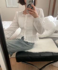 ムードスクエアネックフリルブラウス IVORY