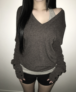 ハンドボタンルーズ長袖Tシャツ(5color) CHARCOAL