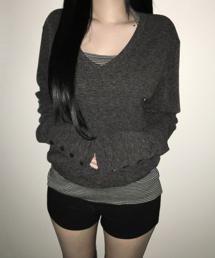 ハンドボタンルーズ長袖Tシャツ(5color) CHARCOAL