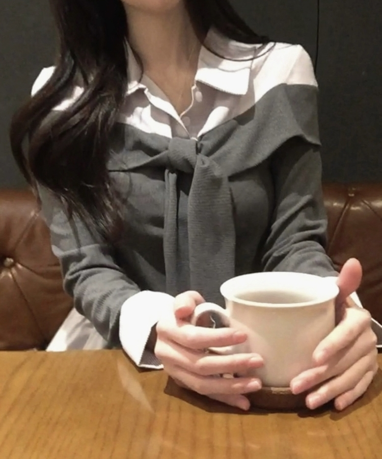 소울 타이리본 스트라이프 버튼 긴팔티셔츠 3color 그레이