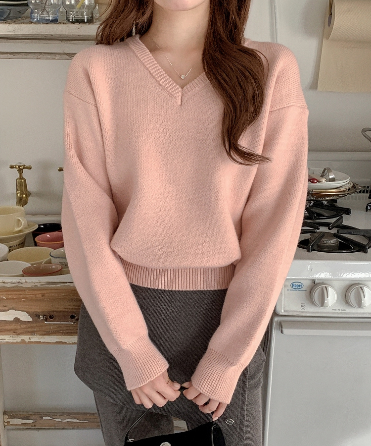 （ラウンドネック＆Vネック／好みに合わせて／9色展開／厚手でふんわり♥）2タイプ 長袖ニットトップス PINK
