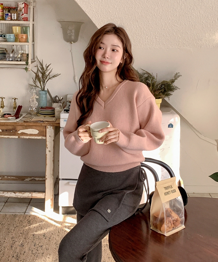 （ラウンドネック＆Vネック／好みに合わせて／9色展開／厚手でふんわり♥）2タイプ 長袖ニットトップス PINK