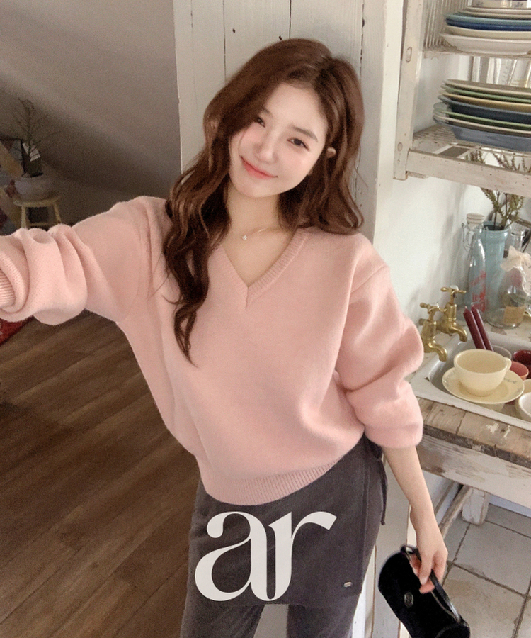 （ラウンドネック＆Vネック／好みに合わせて／9色展開／厚手でふんわり♥）2タイプ 長袖ニットトップス PINK