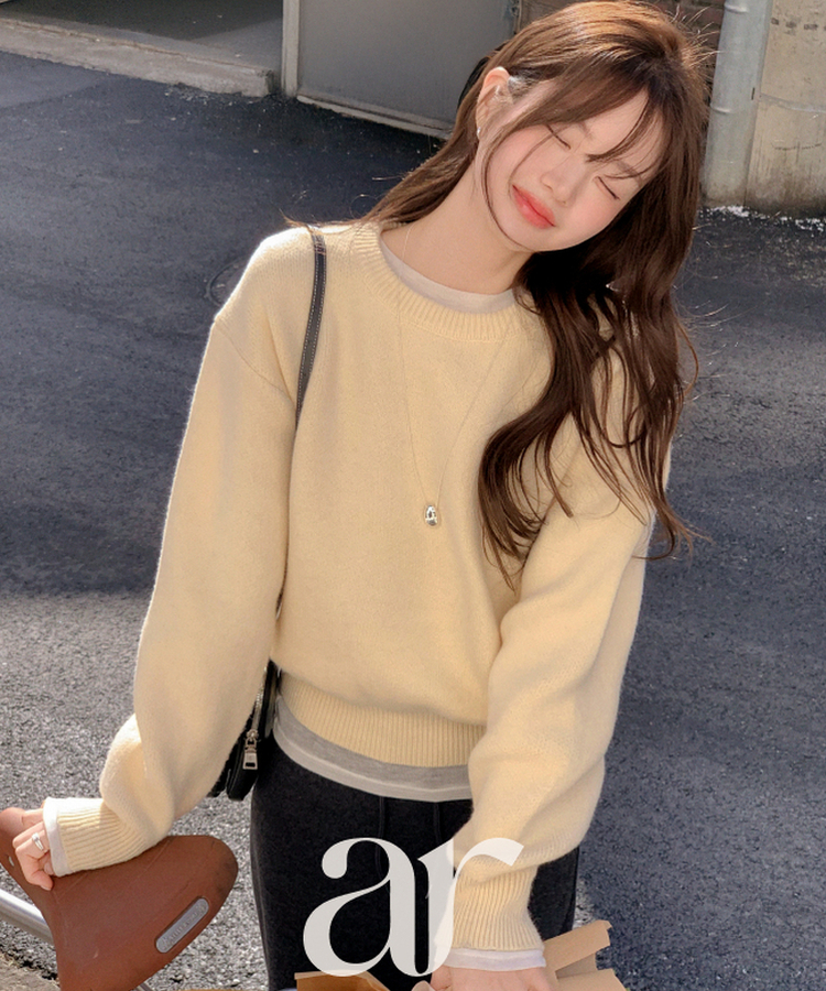 （ラウンドネック＆Vネック／好みに合わせて／9色展開／厚手でふんわり♥）2タイプ 長袖ニットトップス CREAM