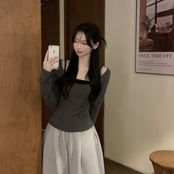 【SET】レイヤードストラップキャミソール＋スリム長袖Tシャツ CHARCOAL