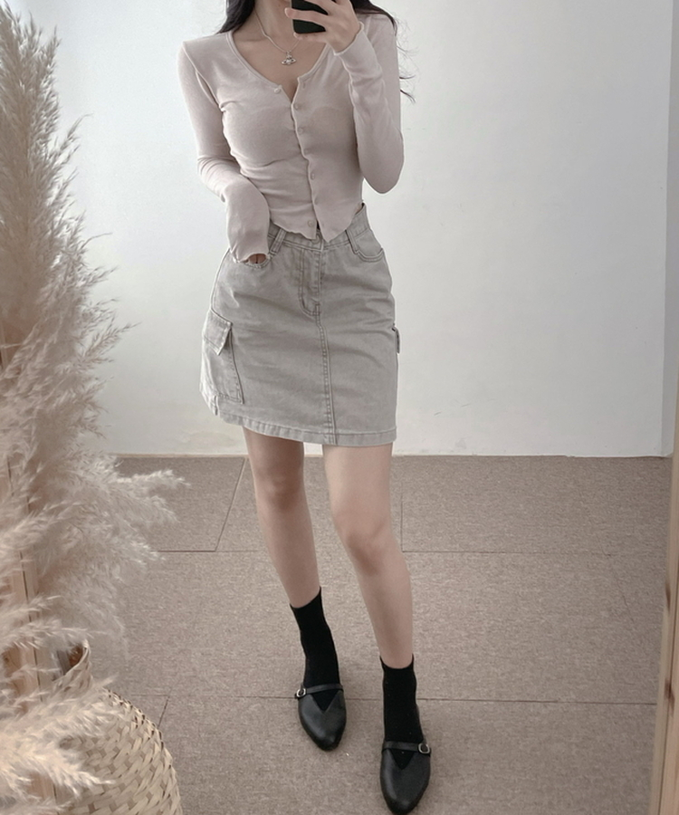 모찌 유라인 굴림 울 브이넥 슬림 가디건 베이지