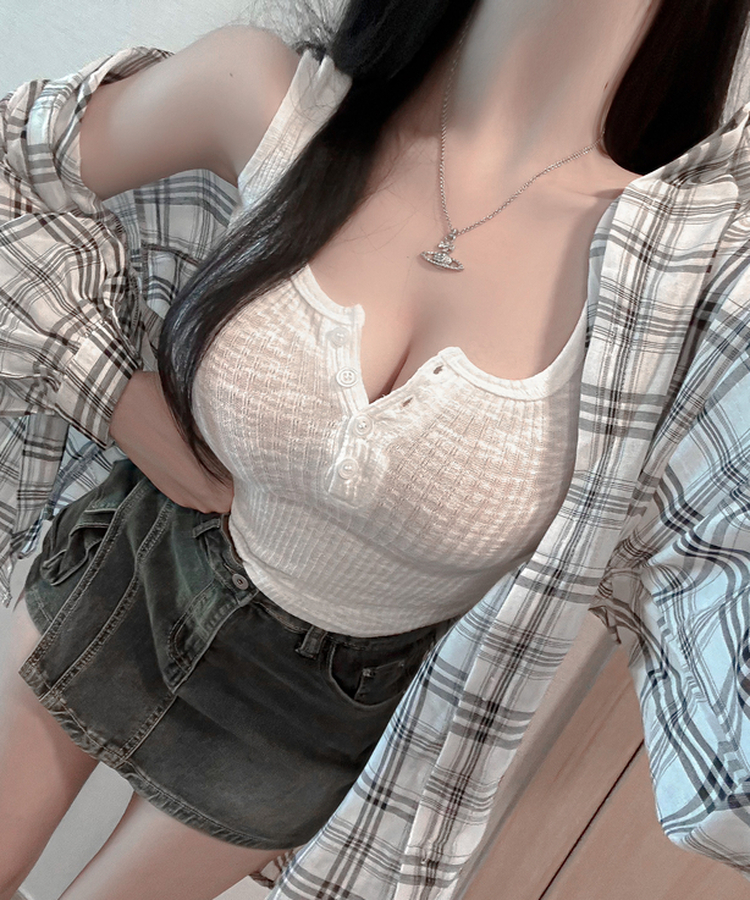 촉촉 모달 윤슬 버튼 단추 골지 굴림 나시 탑 아이보리