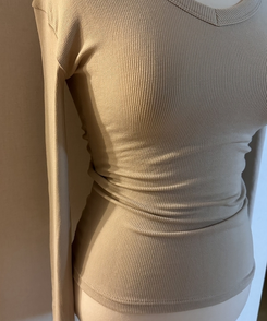 잘록허리 롱기장 롱슬리브 골반기장 브이넥 여리소매 긴팔 티