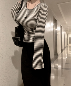 ボーダーUネック長袖Tシャツ IVORY