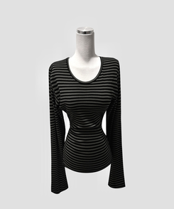 ボーダーUネック長袖Tシャツ