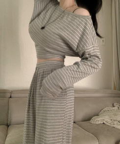 ストライプワイドトレーニングパンツ GREY