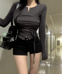 간절기추천 셔링 스트랩 튜브탑 뷔스티에 나시탑 버튼 단추 가디건 세트 먹색