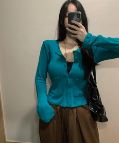 ビビッドフラワーパンチングカーディガン BLUE