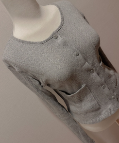 ビビッドフラワーパンチングカーディガン