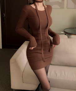 【タイ付き】リボンニットミニワンピース BROWN