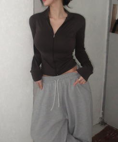 スリムハイネックジップアップ(6color) CHARCOAL