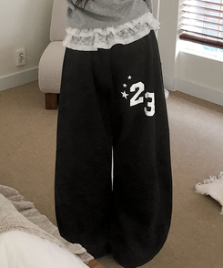 ビンテージレタリングスリットラインワイドトレーニングパンツ VINTAGE BLACK