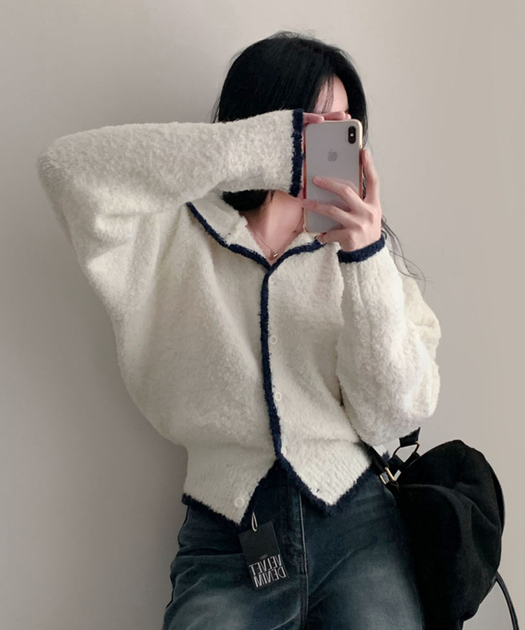 도로시 루즈핏 후드 크롭 니트 부클 가디건 아이보리