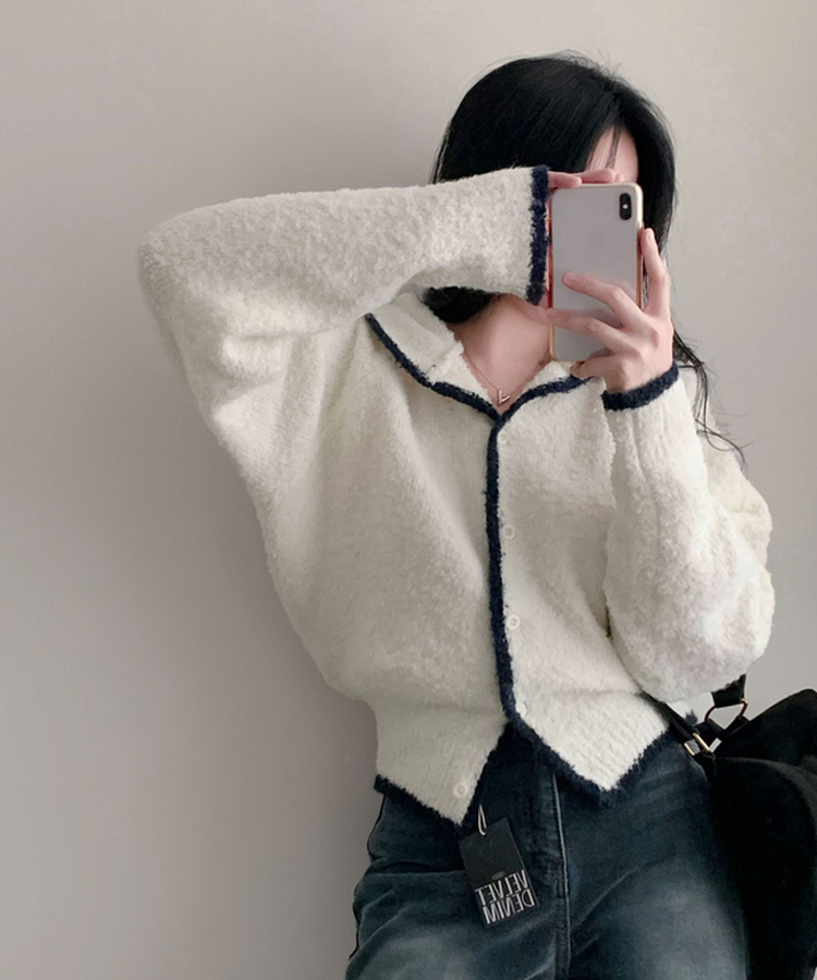 도로시 루즈핏 후드 크롭 니트 부클 가디건 아이보리