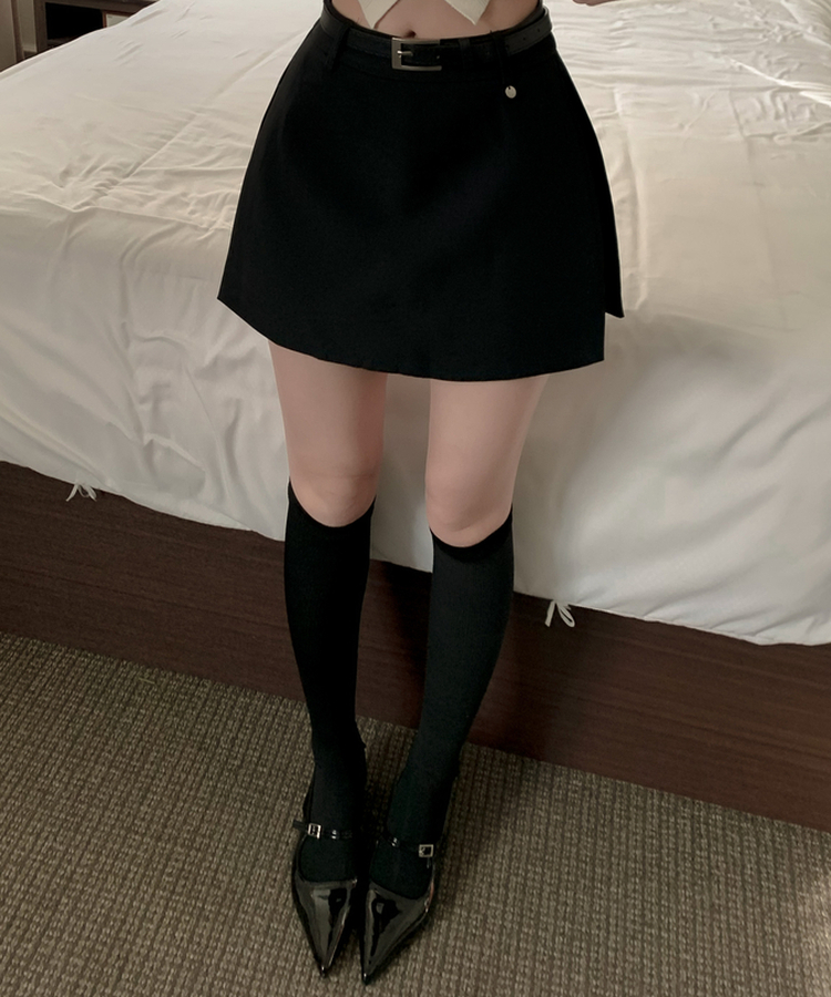 【ベルト付き】ペンダントスリットAラインミニスカート BLACK