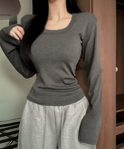 コットンディープUネック長袖Tシャツ(7color) CHARCOAL