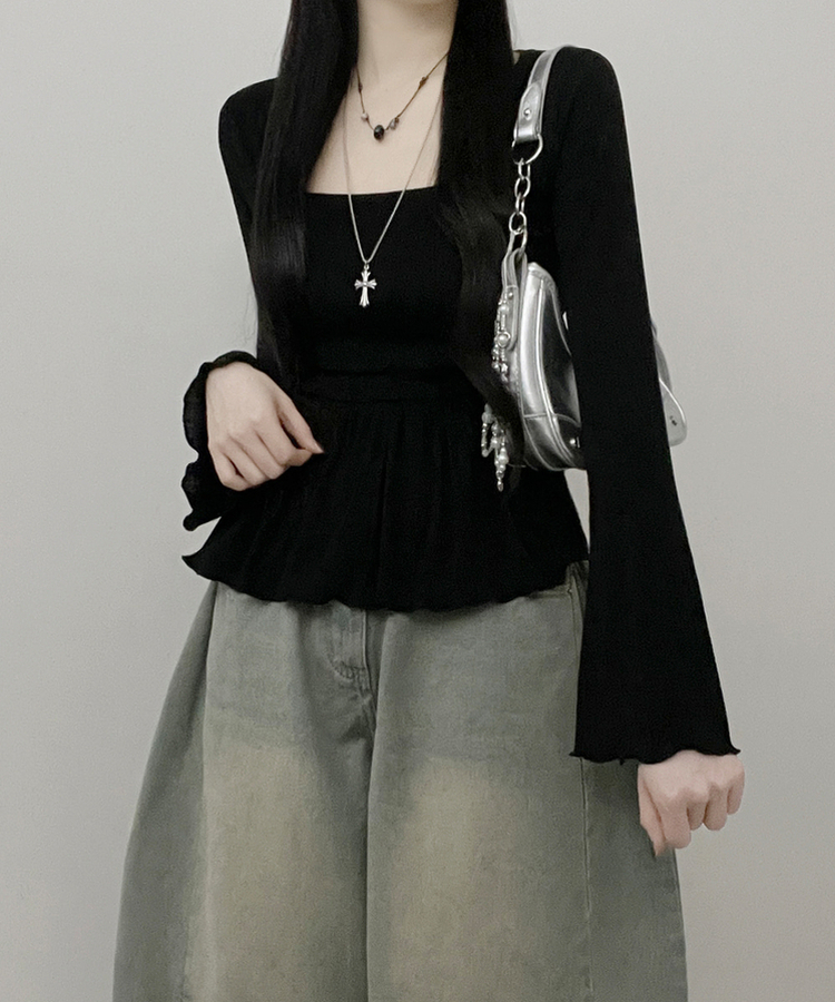 물결골지프릴스퀘어셔링긴팔티셔츠 검정