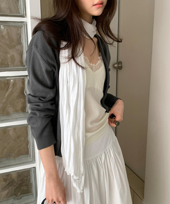 Vネックレースキャミソール CREAM