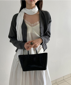 Vネックレースキャミソール CREAM