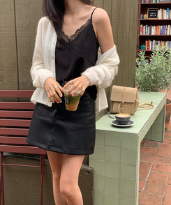 Vネックレースキャミソール BLACK