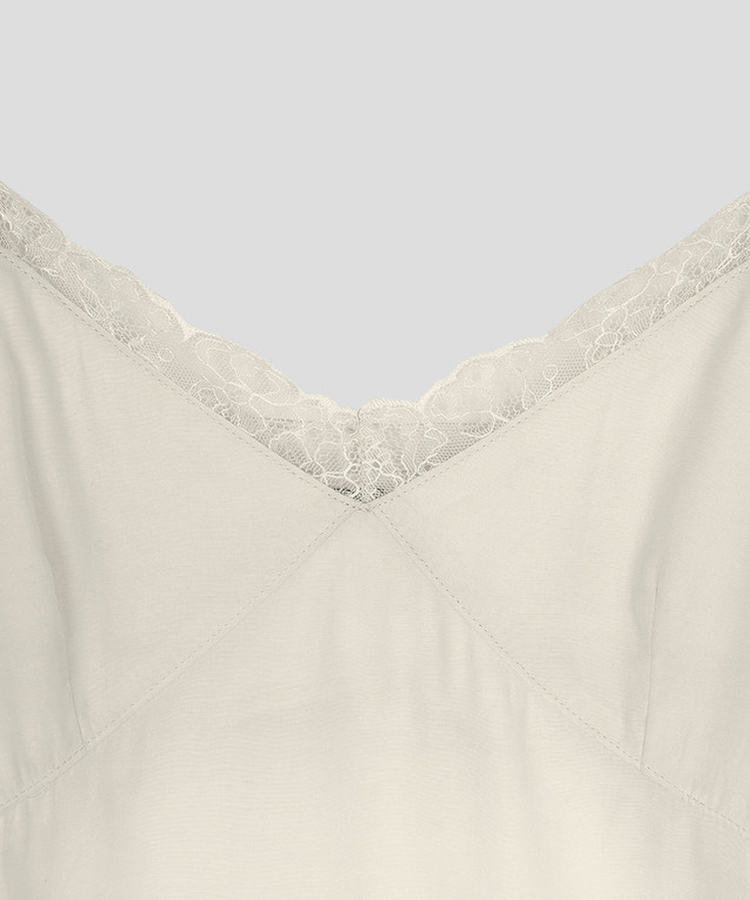 Vネックレースキャミソール