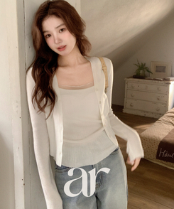 (カップ付きキャミ＋カーディガンSET／華奢フィット)   シアー リブ シャーリング カップ付きキャミ   ウール クロップド 長袖 カーディガン セット   IVORY