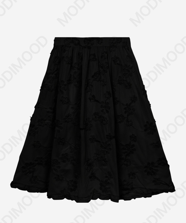 フローラルレースミディスカート